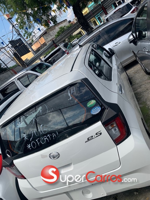 2018 Daihatsu Mira — foto 3 / 6