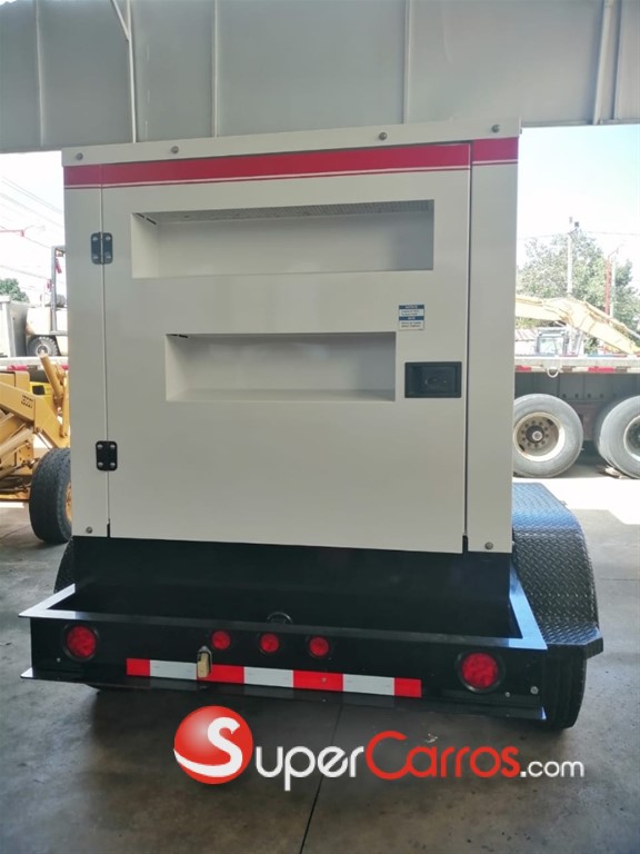 2019 Cummins 200 kw — foto 6 / 7