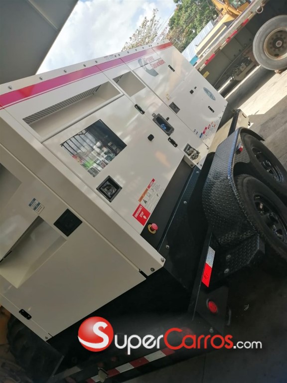 2019 Cummins 200 kw — foto 7 / 7