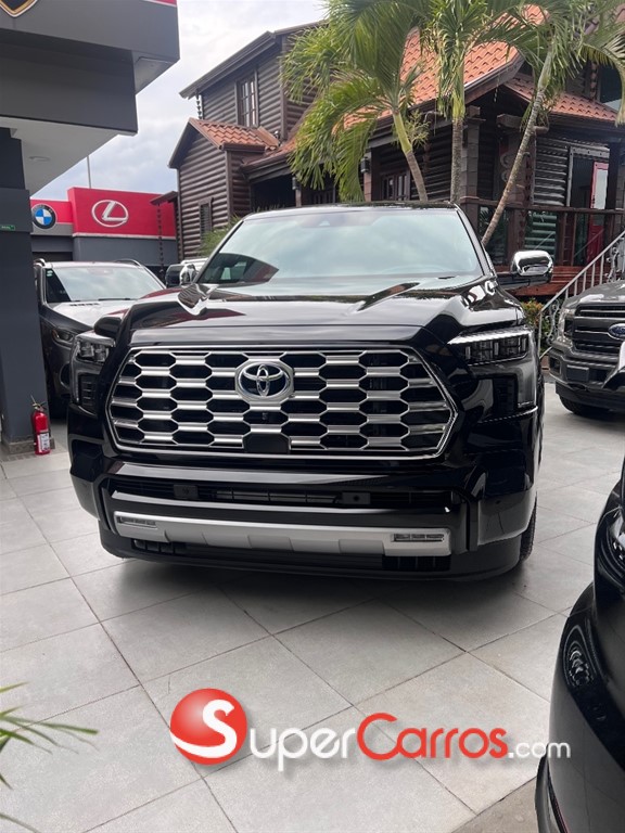 2025 Toyota Sequoia Capstone