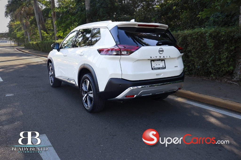 2024 Nissan X-Trail Exclusive — foto 8 / 12