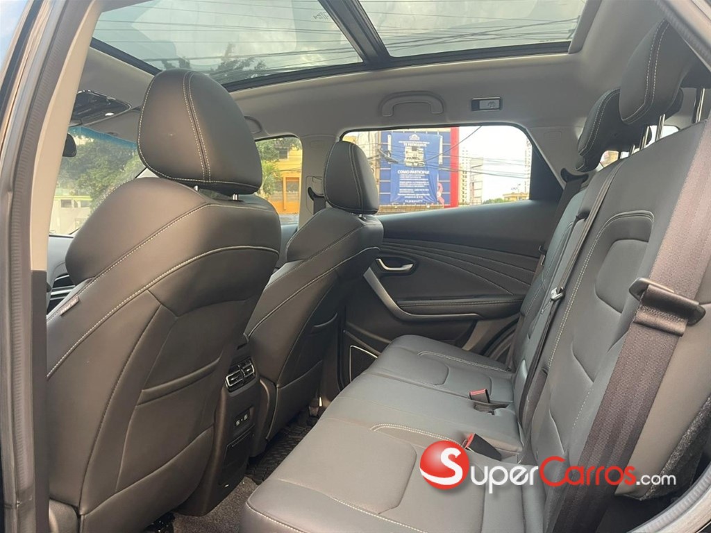 2025 Jetour X70 — foto 8 / 10