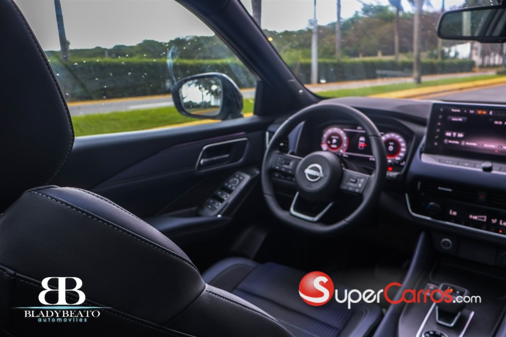 2025 Nissan Qashqai Exclusive — foto 6 / 10