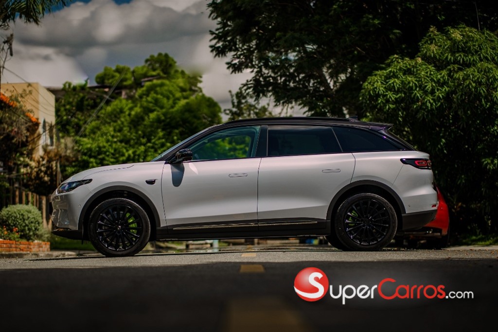 2024 Leapmotors C11 4WD Dual Motor — foto 9 / 12