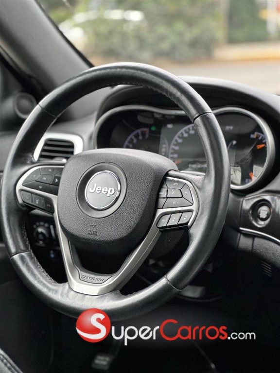 2018 Jeep Grand Cherokee Sterling Edition — foto 8 / 11