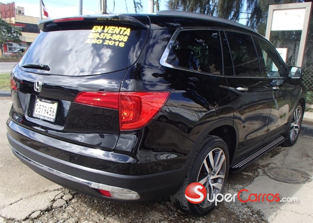 2016 Honda Pilot Touring — foto 4 / 6