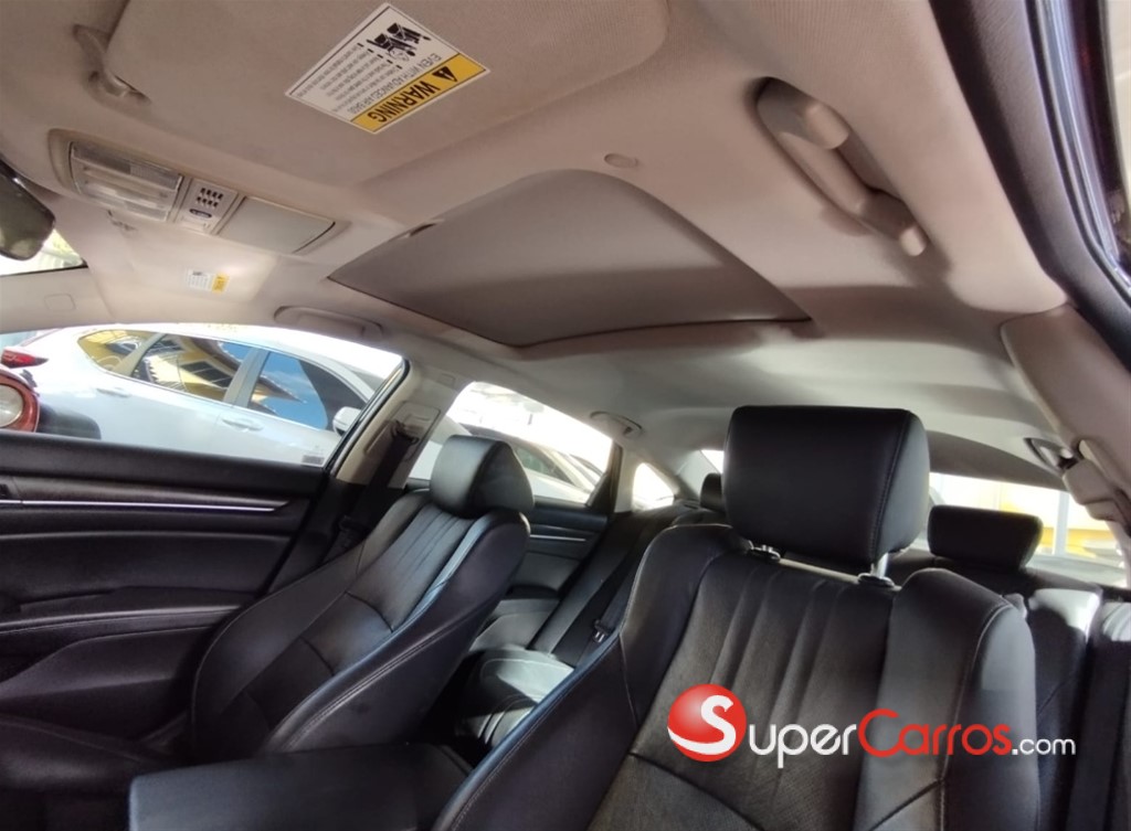 2018 Honda Accord Touring — foto 3 / 11