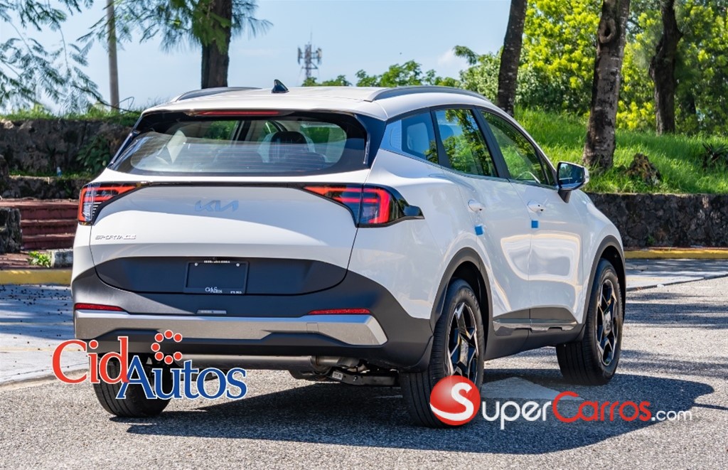 2027 Kia Sportage Sport — foto 3 / 12