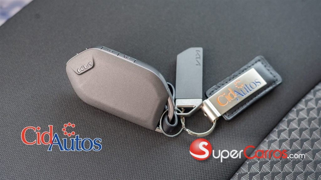 2027 Kia Sportage Sport — foto 6 / 12