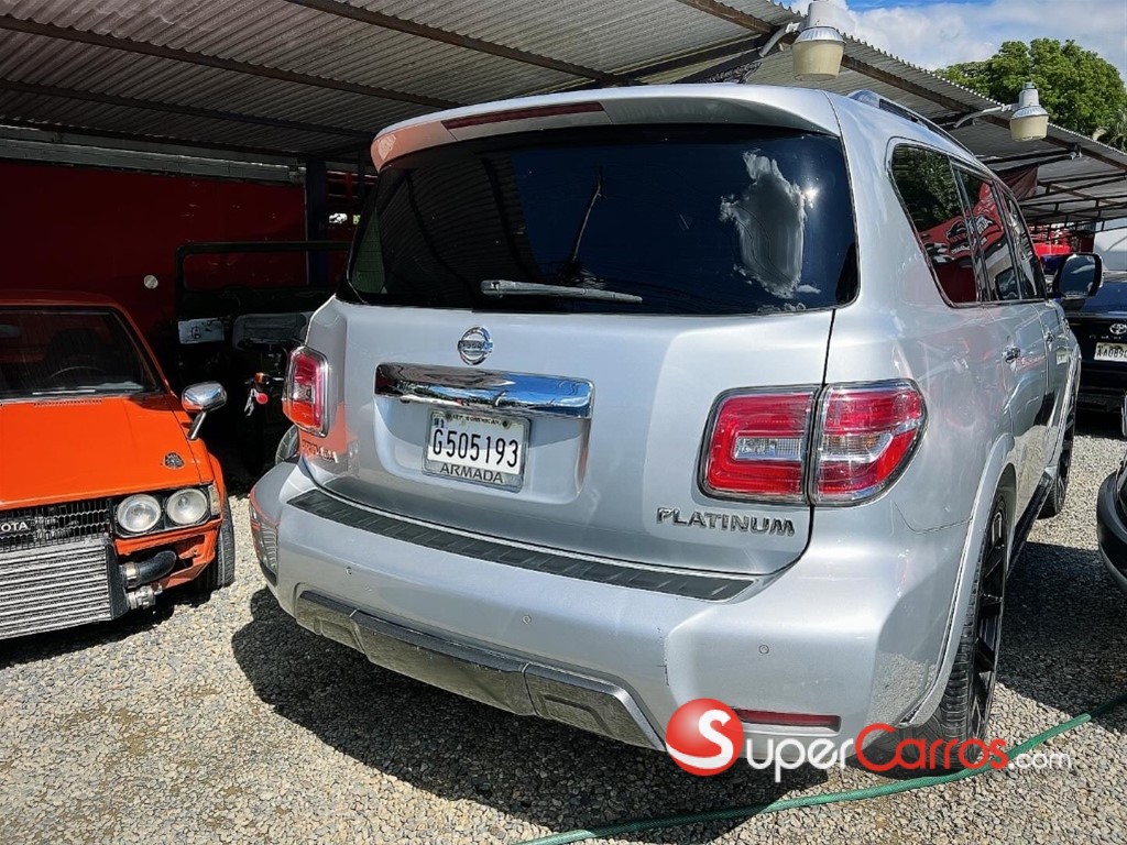 2017 Nissan Armada PLATINUM — foto 2 / 9