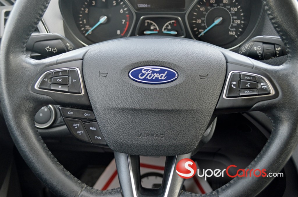 2018 Ford Escape SEL Ecoboost — foto 9 / 11