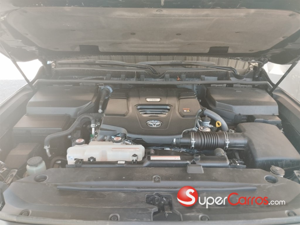 2023 Toyota Land Cruiser 300 VX-R — foto 7 / 11