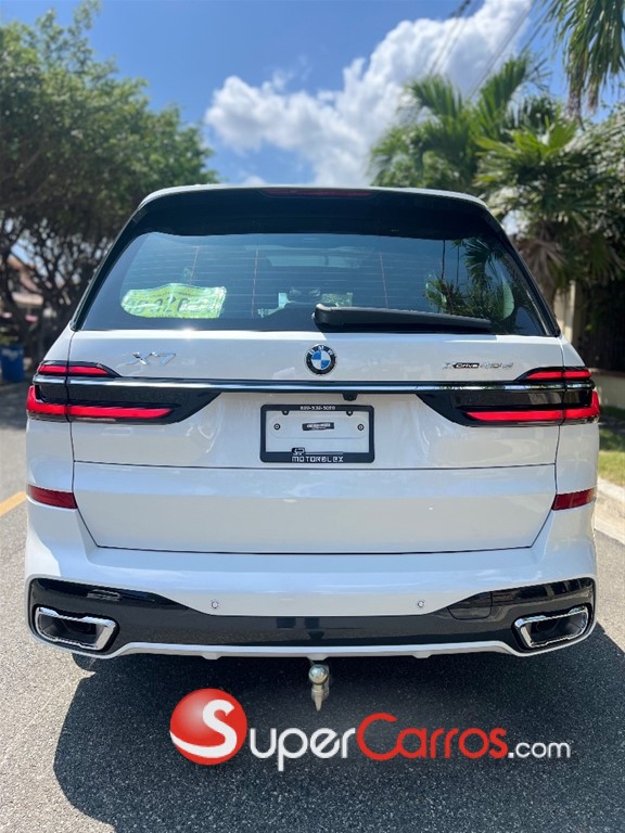 2026 BMW X 7 xDrive 40d Premium — foto 4 / 12