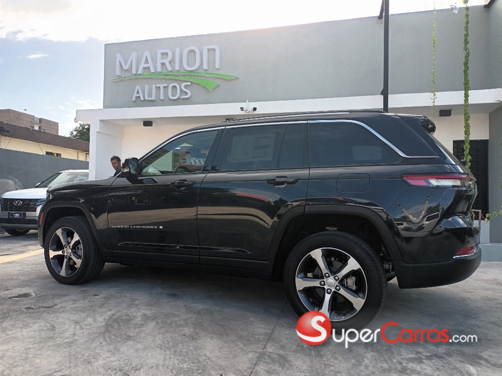 2024 Jeep Grand Cherokee Limited 4x4 — foto 12 / 12
