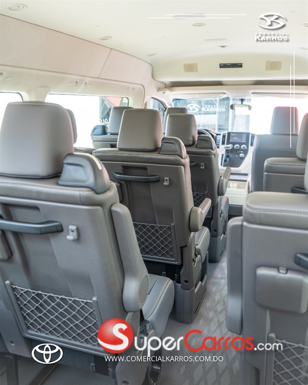 2026 Toyota Hiace GL — foto 5 / 11