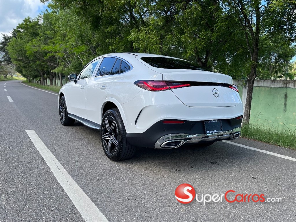 2025 Mercedes-Benz Clase GLC 200 Coupe — foto 4 / 12