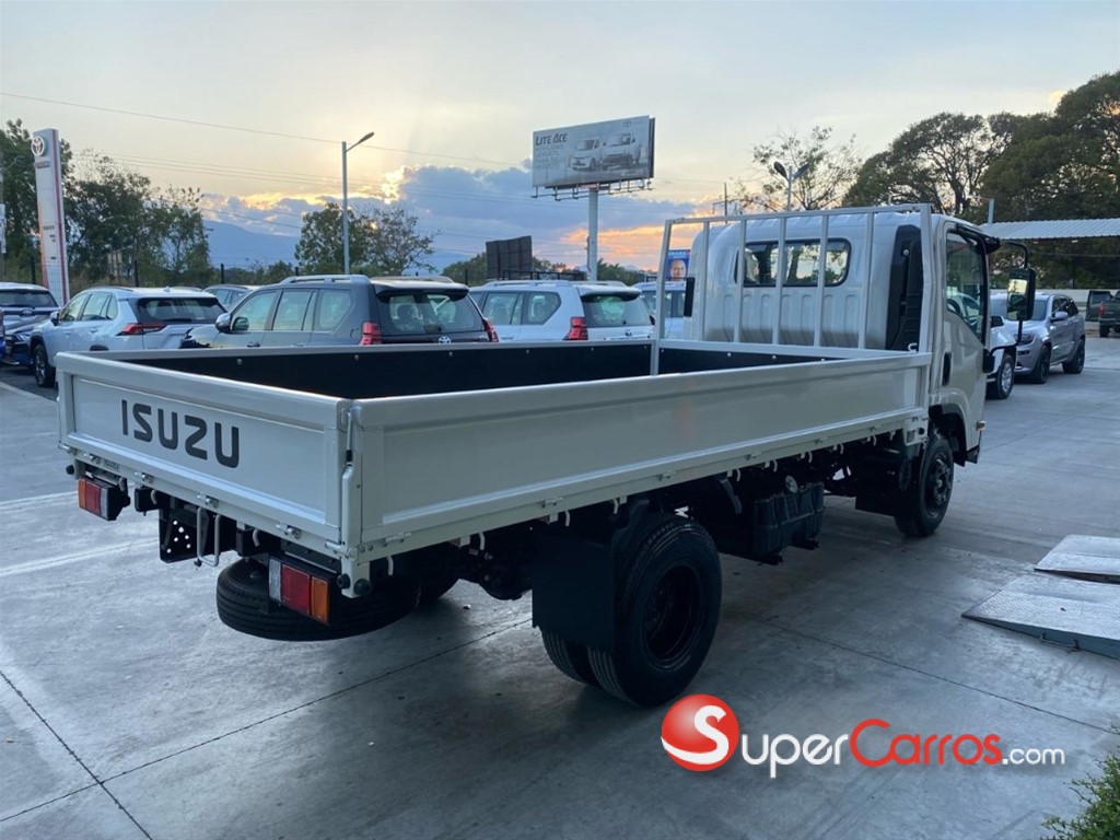 2027 Isuzu NPR 14 pies — foto 4 / 7