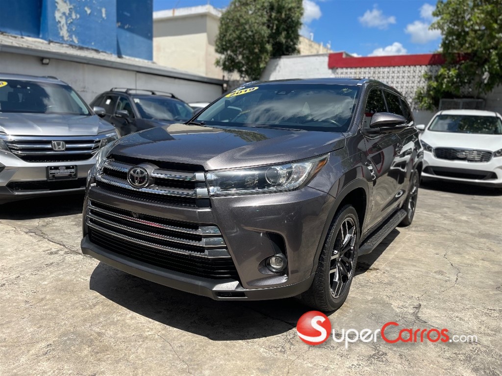 2019 Toyota Highlander Limited Platinum — foto 8 / 11