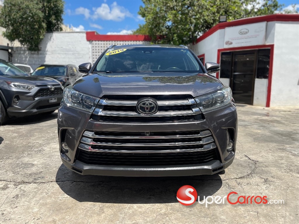 2019 Toyota Highlander Limited Platinum — foto 9 / 11