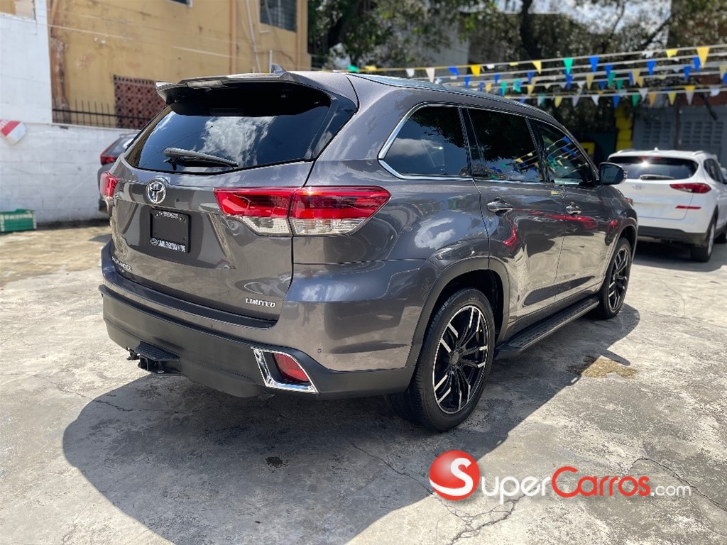 2019 Toyota Highlander Limited Platinum — foto 10 / 11