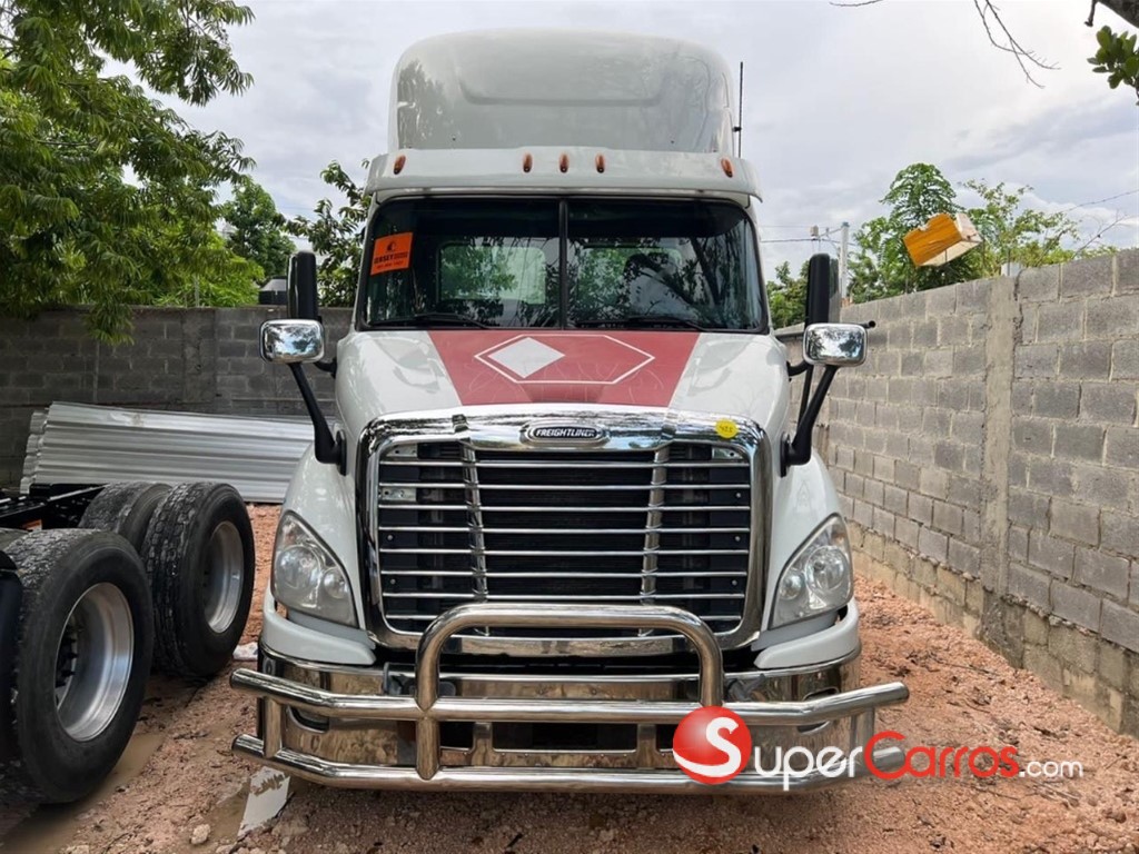 2016 Freightliner Cascadia