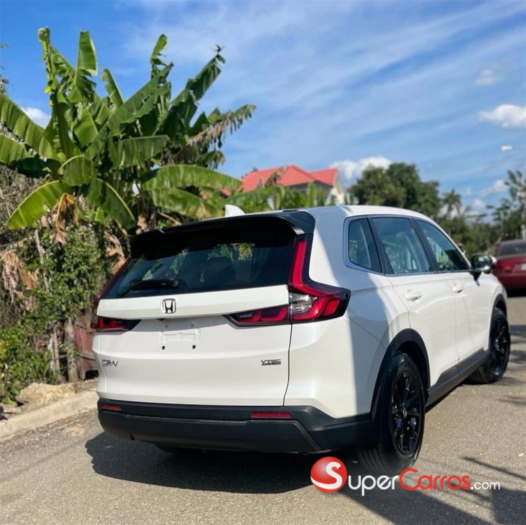 2026 Honda CR-V LX — foto 4 / 8