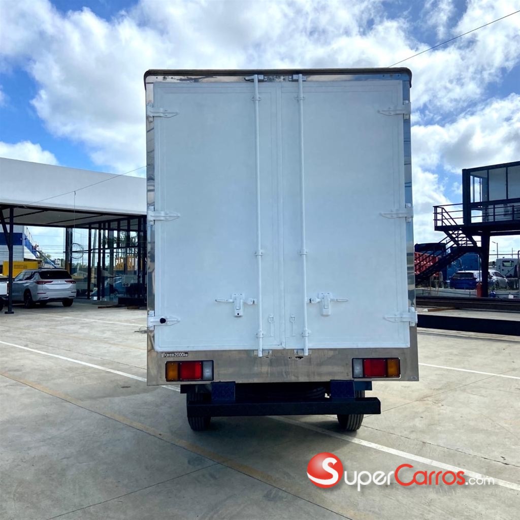 2026 Isuzu Camion Refrigerado — foto 3 / 10