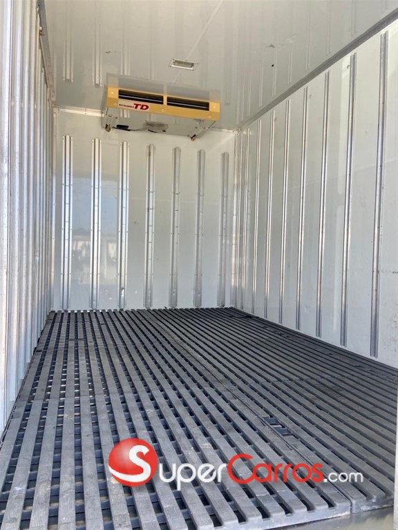2026 Isuzu Camion Refrigerado — foto 6 / 10
