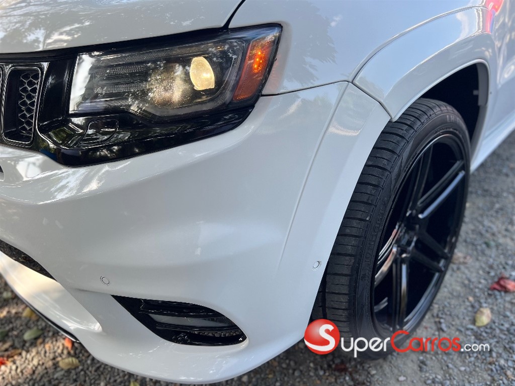 2017 Jeep Grand Cherokee Limited — foto 2 / 12