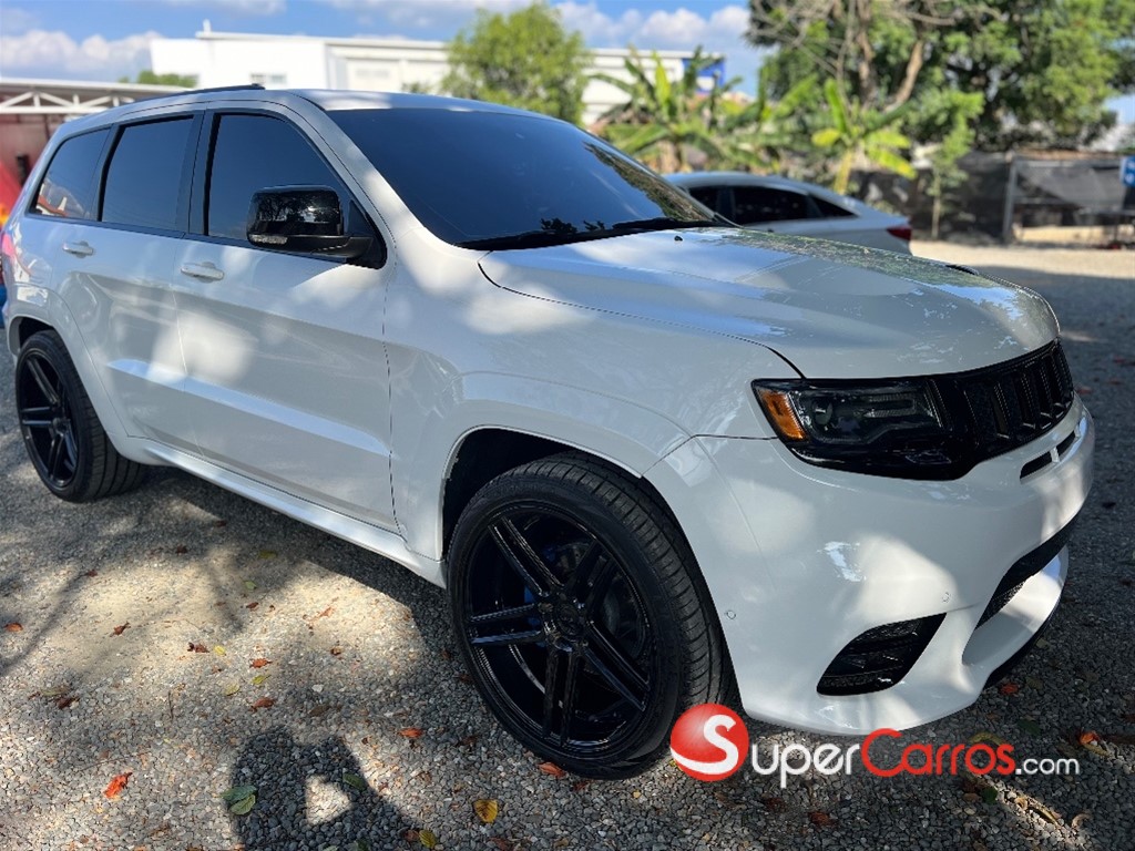 2017 Jeep Grand Cherokee Limited — foto 11 / 12