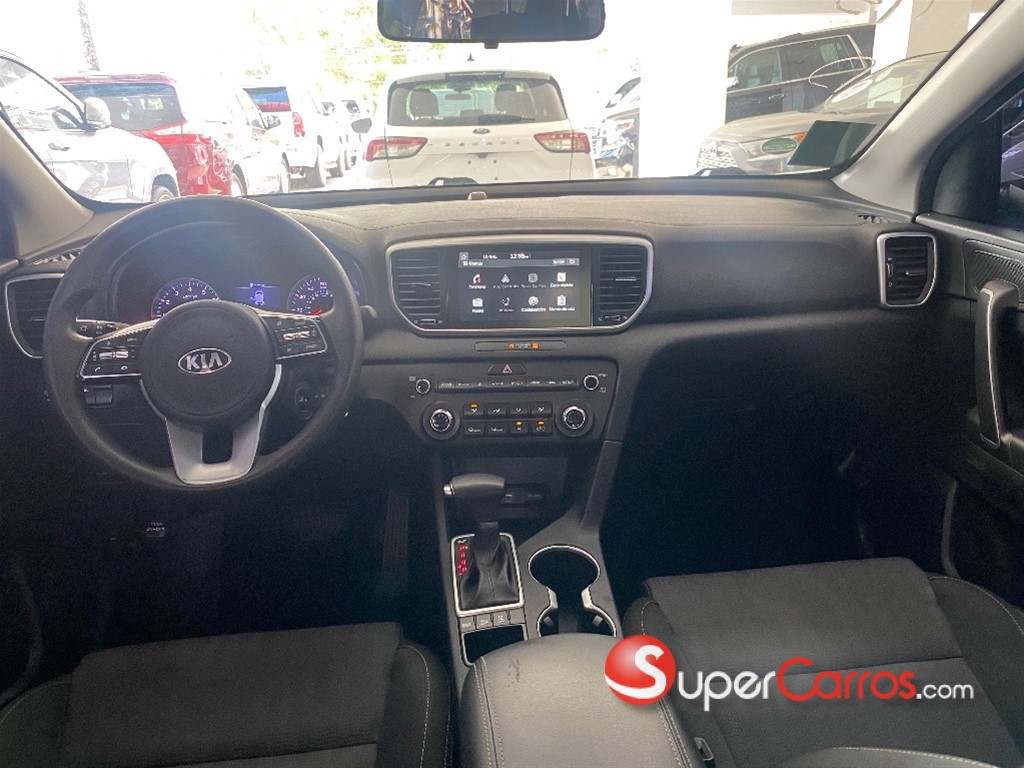 2020 Kia Sportage — foto 10 / 12