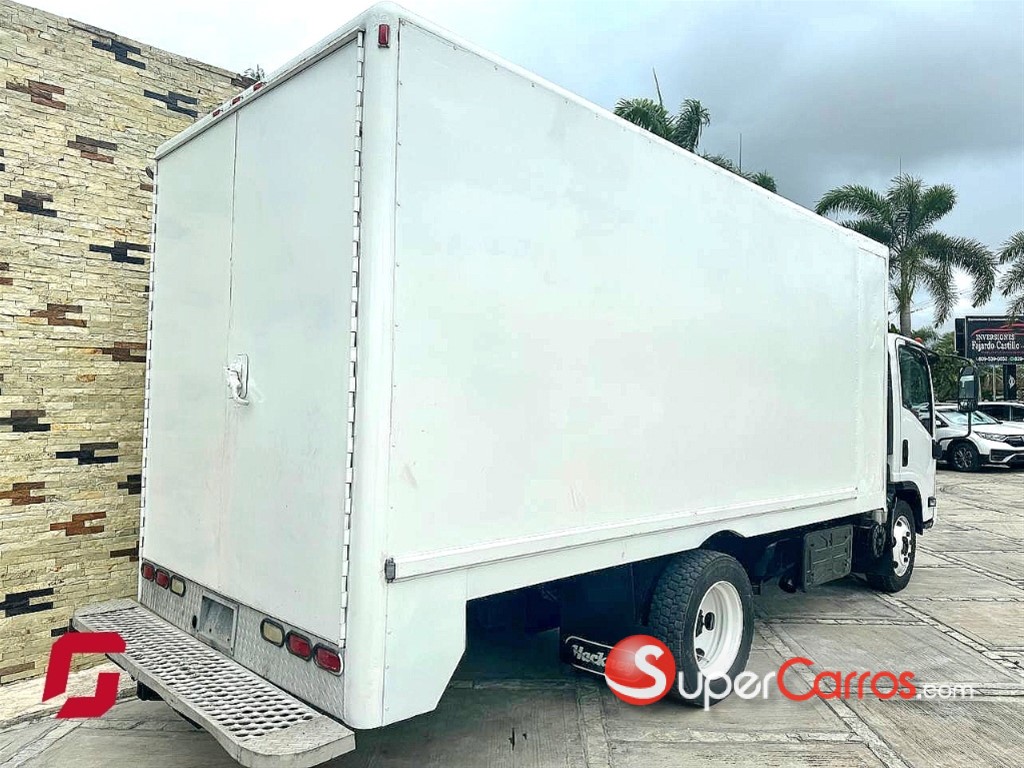 2015 Isuzu NPR — foto 6 / 8
