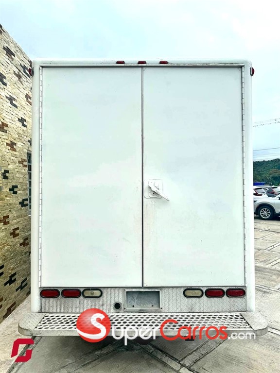 2015 Isuzu NPR — foto 8 / 8