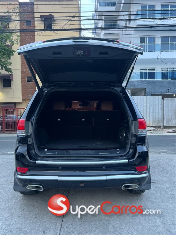 2019 Jeep Grand Cherokee SUMMIT — foto 7 / 12