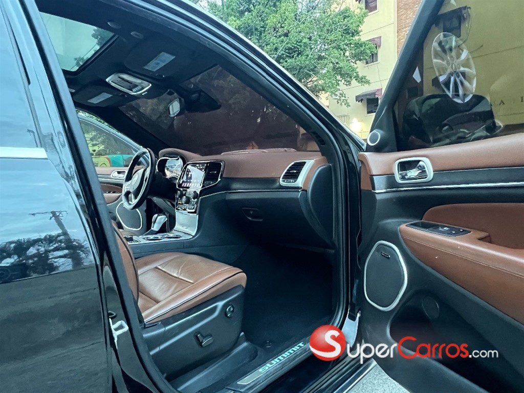 2019 Jeep Grand Cherokee SUMMIT — foto 11 / 12