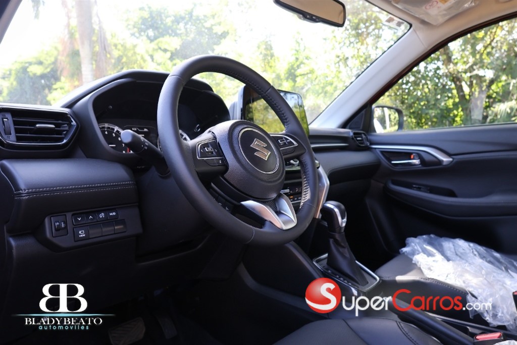 2024 Suzuki Grand Vitara GLX — foto 2 / 11