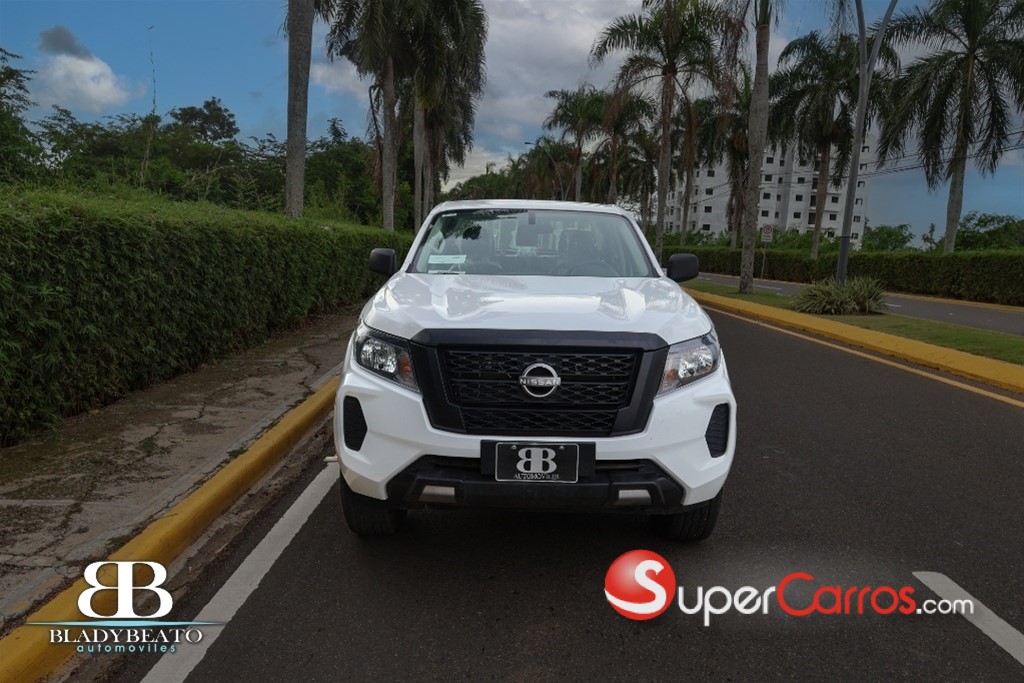 2025 Nissan Frontier S — foto 2 / 11
