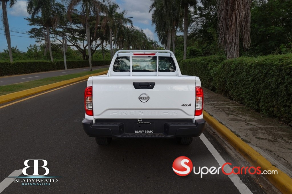 2025 Nissan Frontier S — foto 8 / 11
