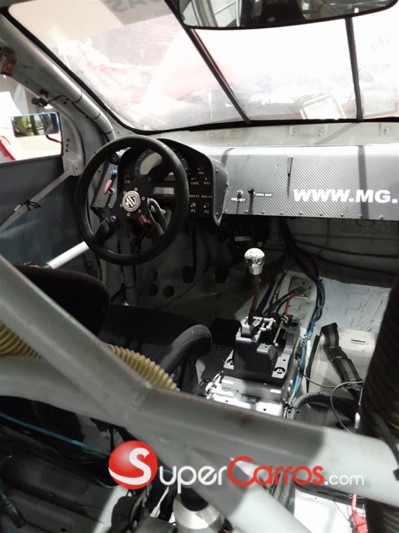 2013 MG 350 — foto 2 / 3