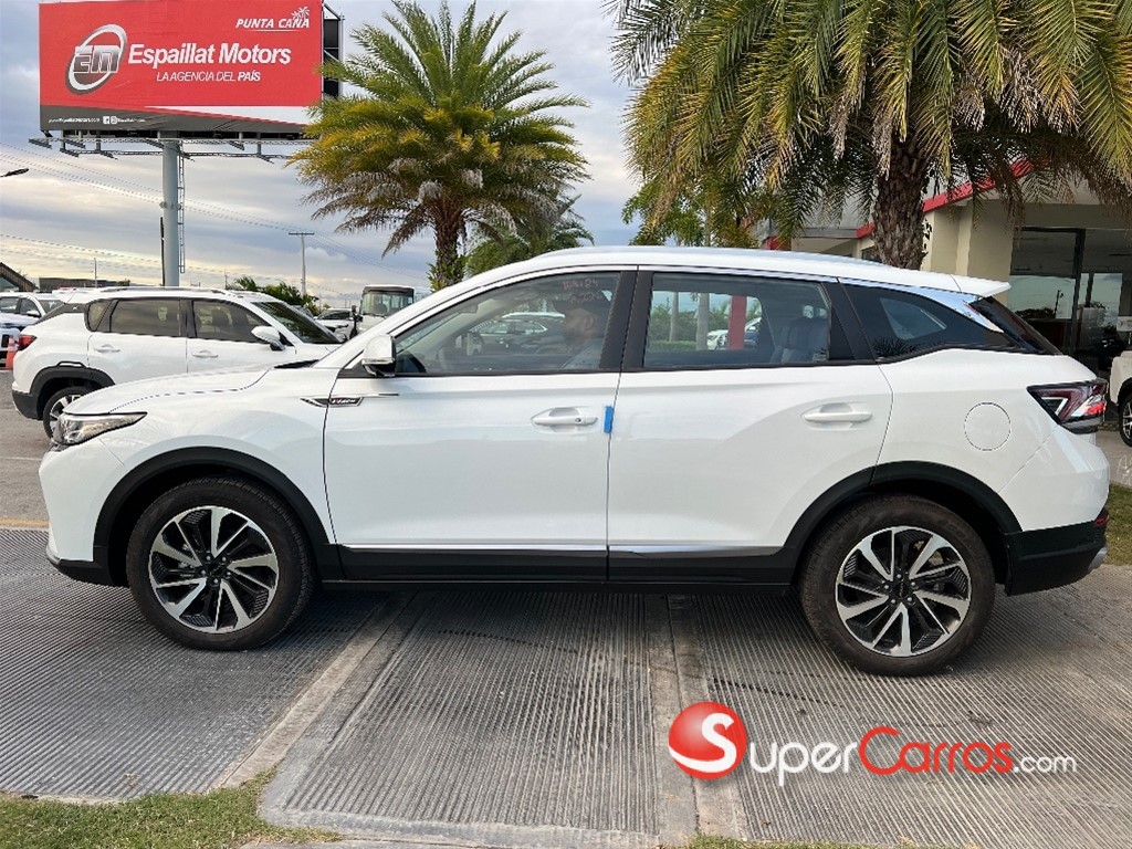 2026 Dongfeng AX7 — foto 3 / 9