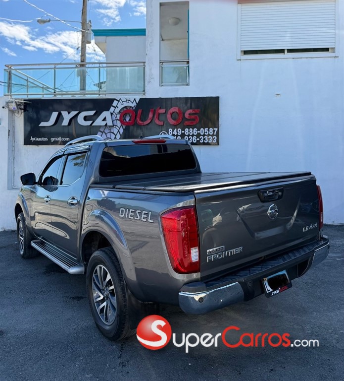 2016 Nissan Frontier — foto 3 / 11