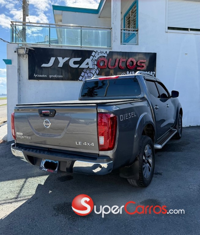 2016 Nissan Frontier — foto 4 / 11