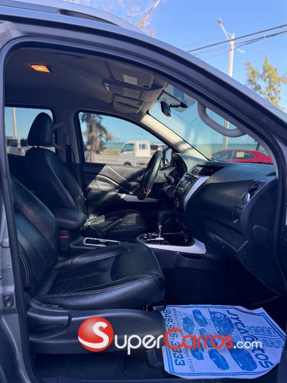 2016 Nissan Frontier — foto 9 / 11