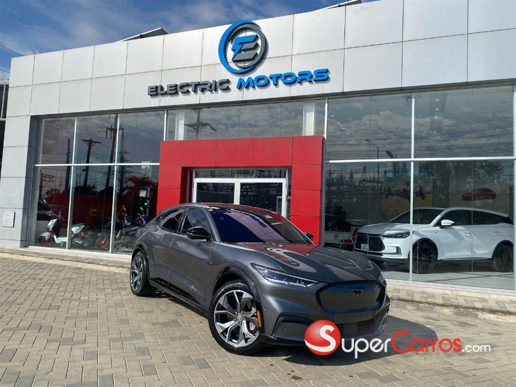 2022 Ford Mustang Mach-E