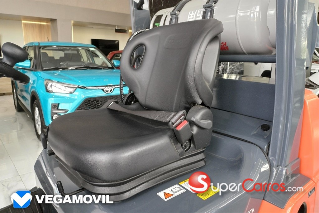 2025 Toyota Monta Carga — foto 8 / 12