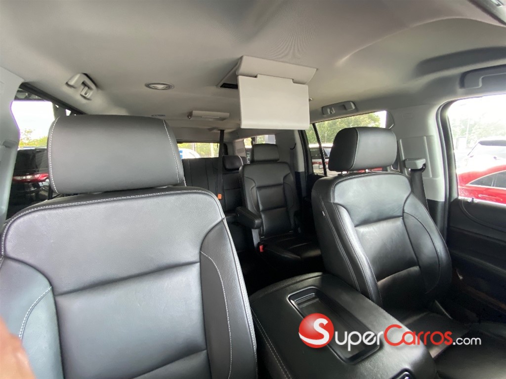 2019 Chevrolet Suburban LT — foto 10 / 11