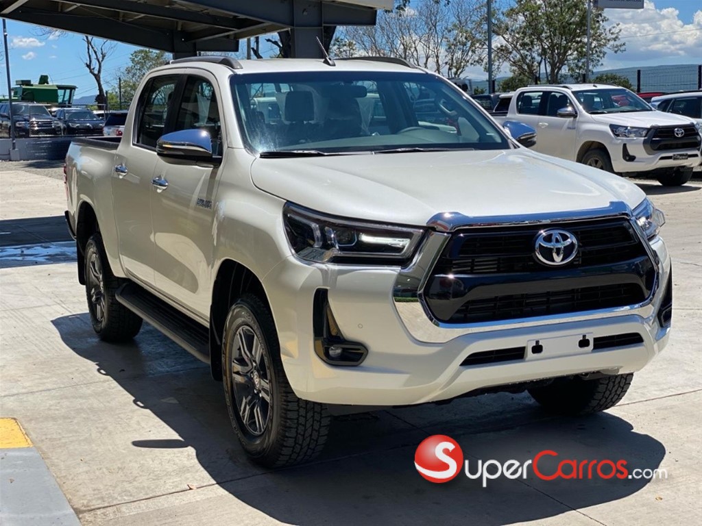 2026 Toyota Hilux Limited — foto 2 / 5