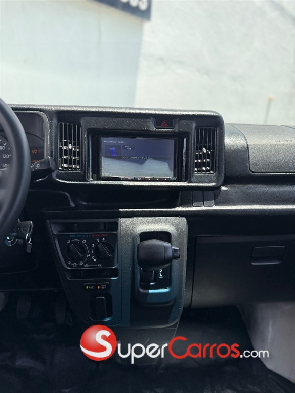2020 Toyota Pixis — foto 10 / 11