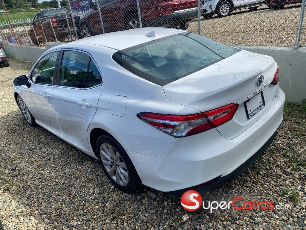 2019 Toyota Camry LE — foto 6 / 9