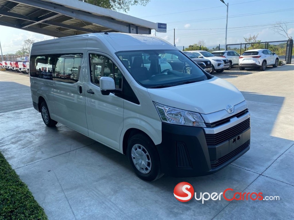 2026 Toyota Hiace — foto 2 / 9